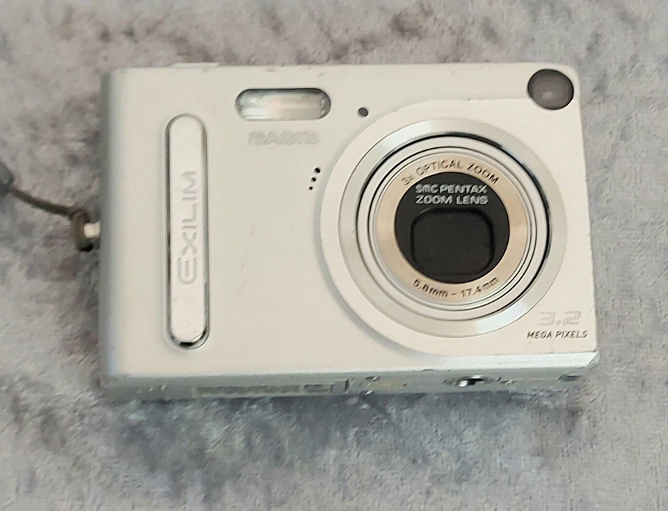 Digitalkamera Casio Exilim 3,2 Megapixel silber
