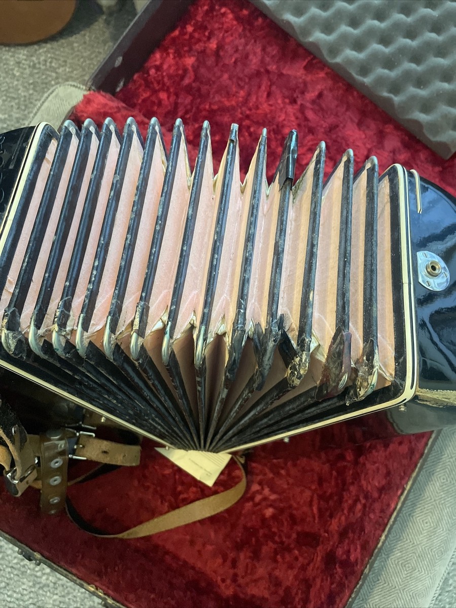 Jtalla Paolo Soprani アコーディオン 　ジャンク Paolo Soprani Accordian Vintage 1950's 41 Keys 120 Buttons