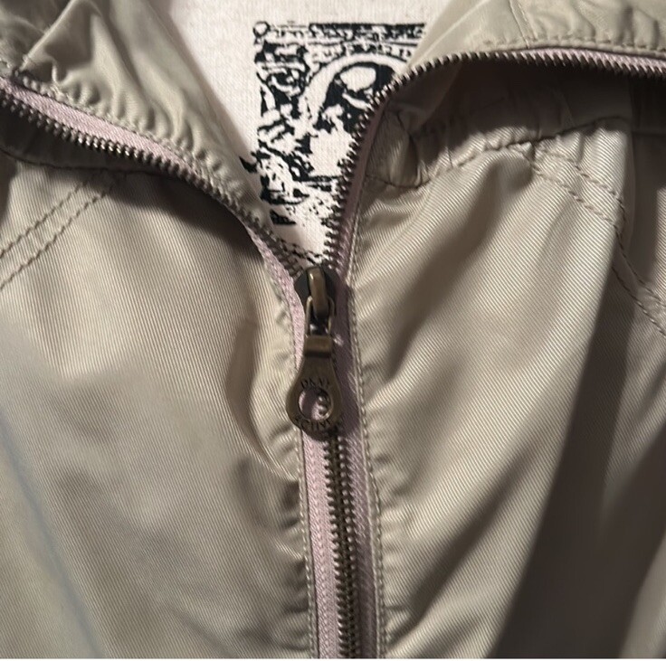 DKNY Active light jacket - image 7