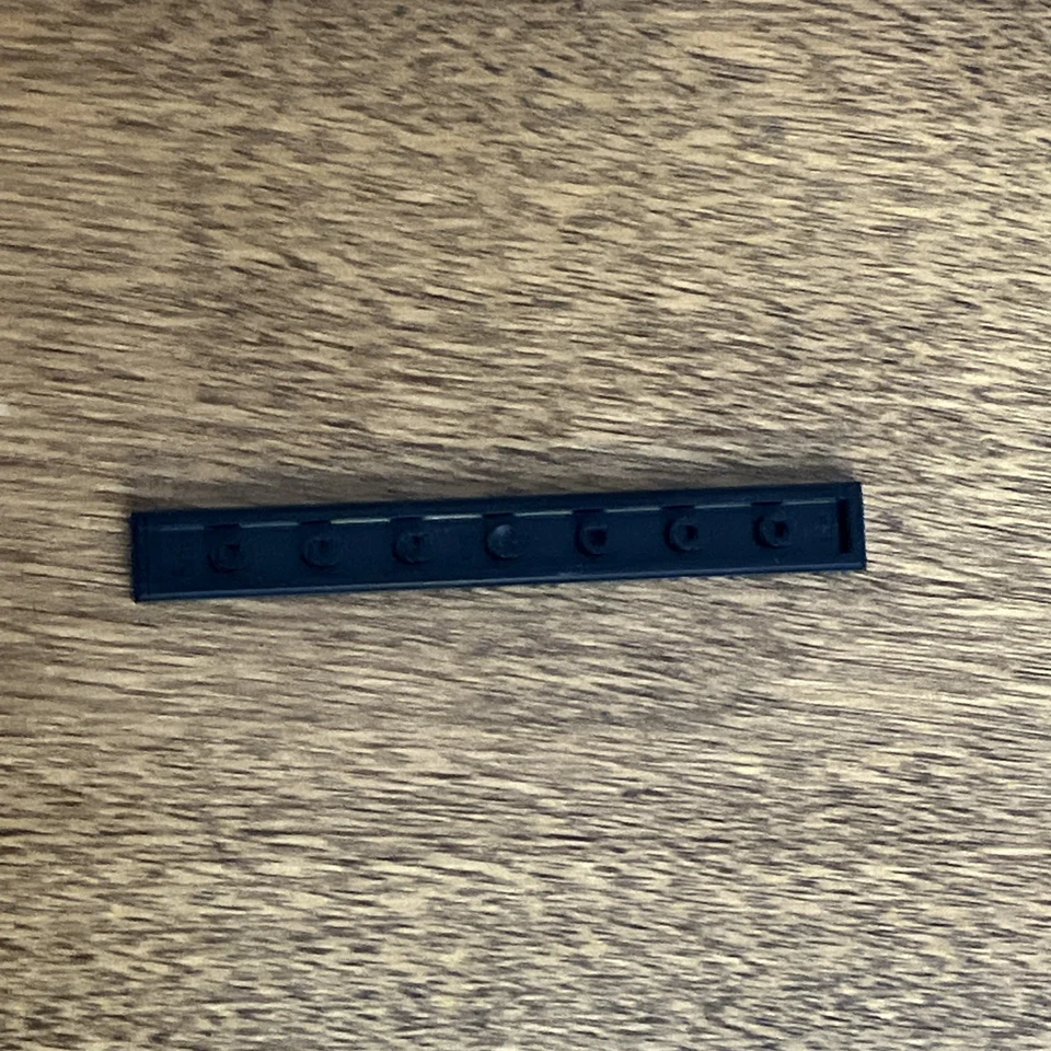 LEGO part 4162pb107 BLACK 1x8 La tour Eiffel Print from Set 21019 - Image 2 of 2