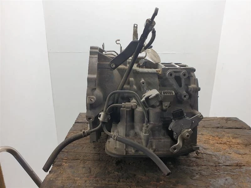 06-12 TOYOTA YARIS AUTOMATIC TRANSMISSION 1.5L U340E 30500-52321 Foto 4 de 4