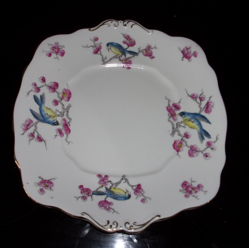 JUEGO DE TÉ Y PLATO DE PASTEL PARTE PINTADA A MANO FLOR ROYAL ALBERT RD Nº 730452 - Imagen 4 de 13