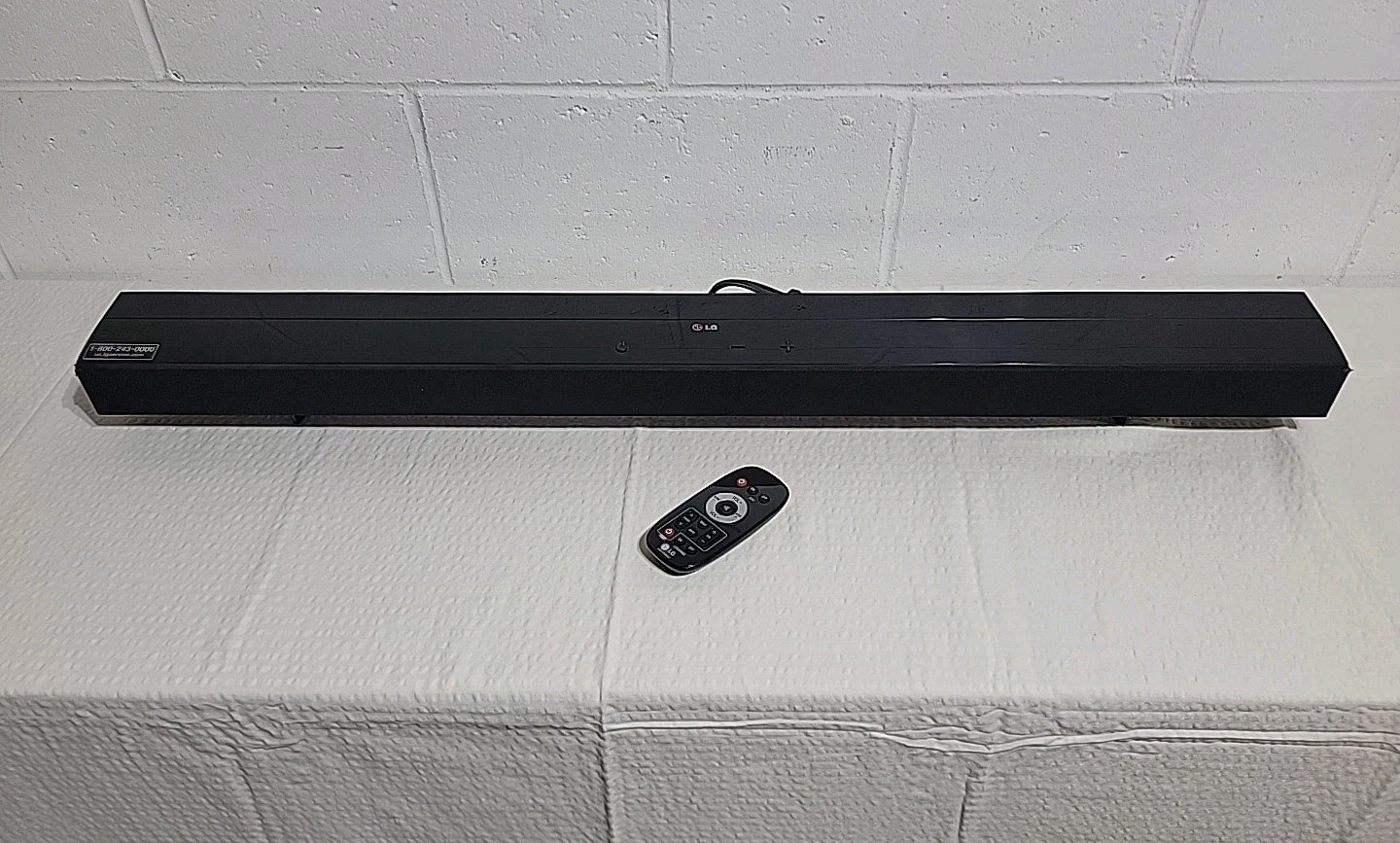 Sound Bar Nb2030a With Remote (tested, Works)