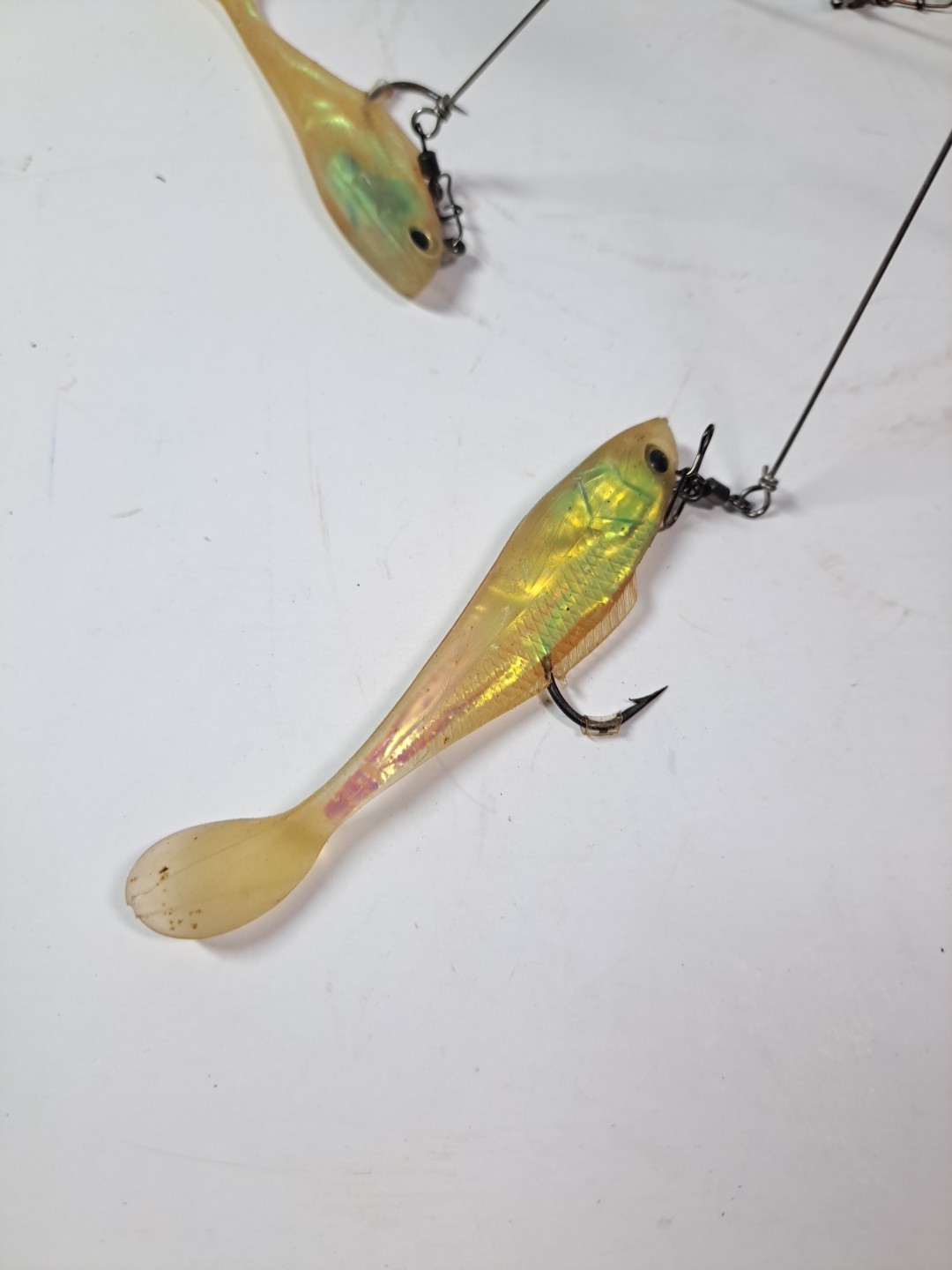 Alabama Umbrella Rig With 5 Rubber Fish Lures - Image 2