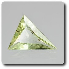 Minerales Y Piedras Preciosas. 1.45 Cts APATITA AMARILLO DORADO. VS Brasil.
