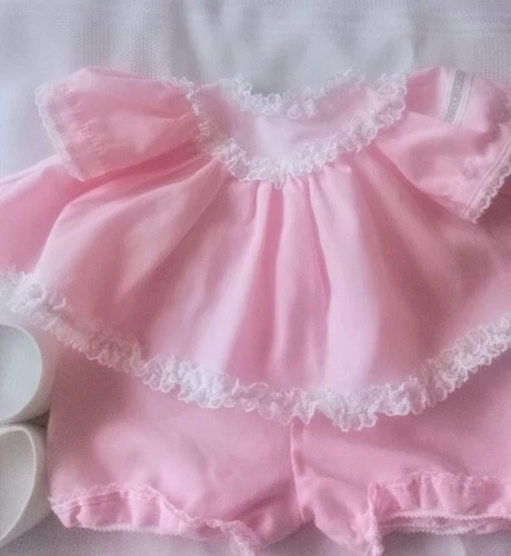 Vntg. Coleco CPK Ruffled Pink dress, bloomers,+shoes, cute!