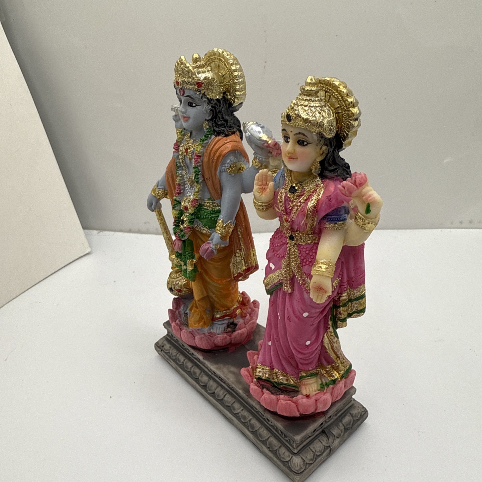 Alikiki Vishnu Lakshmi Narayana Statue 4.7” Lord Vishnu with Laxmi Mata