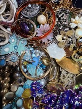 Harvest, Jewelry  Mixed Findings Craft Upcycle Lot   BOX 4   90126   7.4 lbs