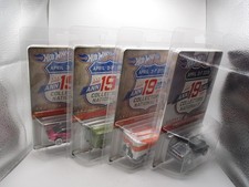 JUEGO BUS DE ARRASTRE CAMARO CAMARO DELOREAN A100 HOT WHEELS 19TH NATIONALS A JUEGO #137