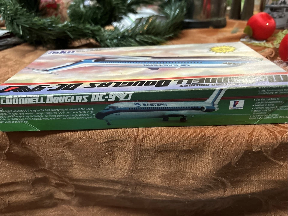 MPC1982 McDonnell Douglas DC-9 Eastern Airlines Modelo Kit Foto 4 de 4