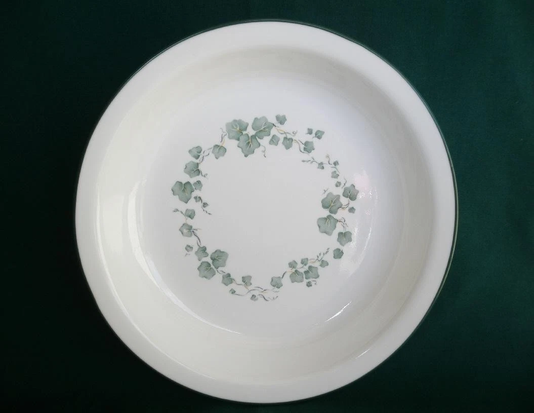 ❤️ NEW Corelle by Corning CALLAWAY Green Ivy 10.25" Glass Deep Dish PIE PLATE