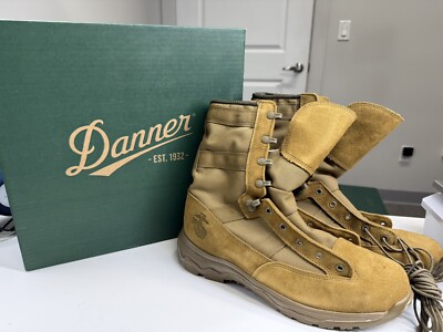 New! Danner Men's US 12 D Reckoning 8'' USMC GTX EGA Boots - Vibram - 53214