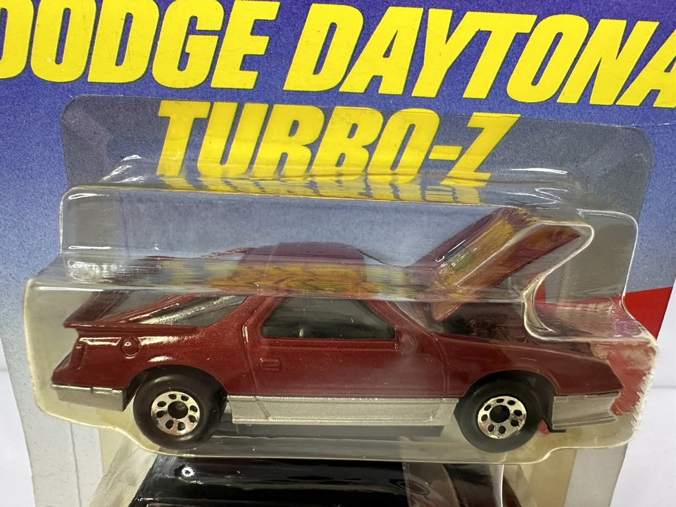 Vintage 1984 Dodge Daytona Caravan Red Black Dealer Promo HTF - Image 3 of 4