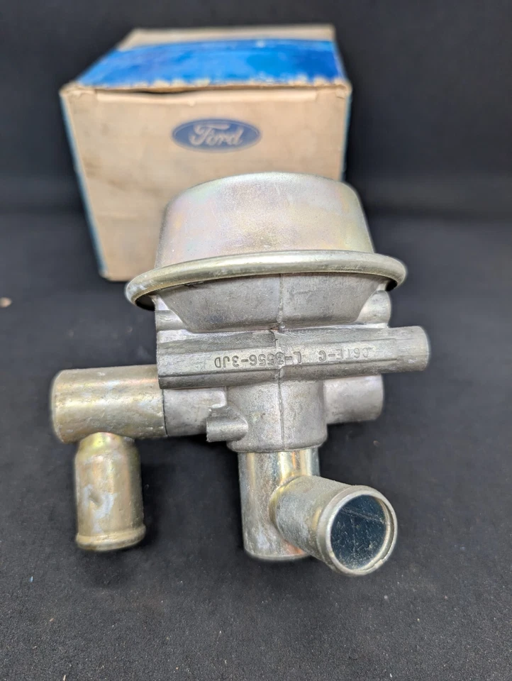 Ford E100 Econoline Van 240 T/E 1966 1967 Termactor Válvula Anti Contrainfuego Nuevo de Lote Antiguo Foto 3 de 4