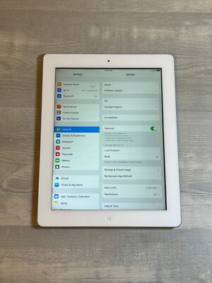 Apple iPad 3rd Gen. 16/32/64G Wi-Fi + Cellular (Unlocked) 9.7in