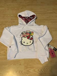 tokidoki sweater