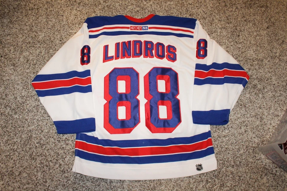 Eric Lindros New York Rangers NHL Hockey Jersey Authentic Sewn CCM 52 Fight MIC - Image 2 of 4