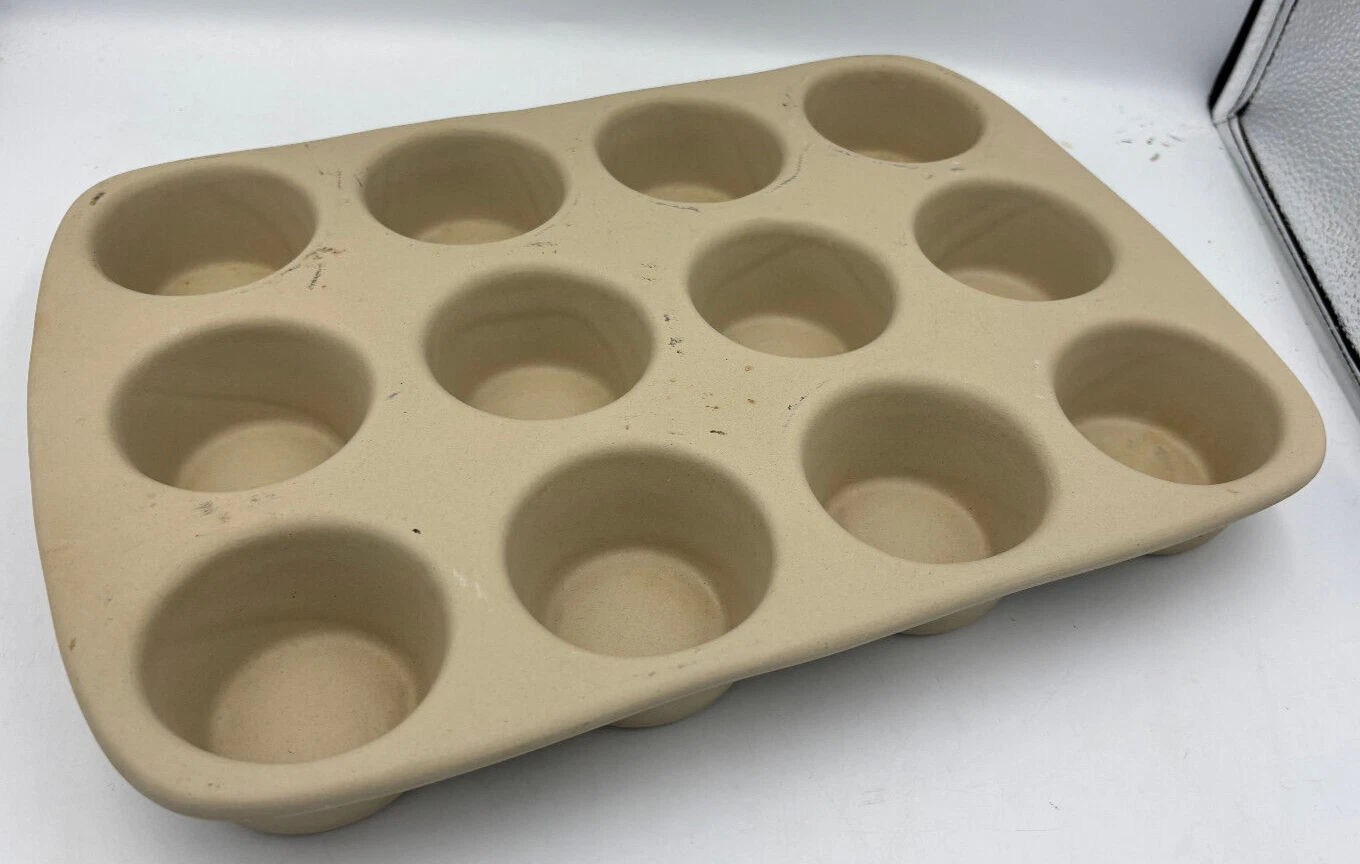 Vintage Pampered Chef Stoneware 12 Count Muffin Cupcake Pan #1465
Opens in a new window or tab