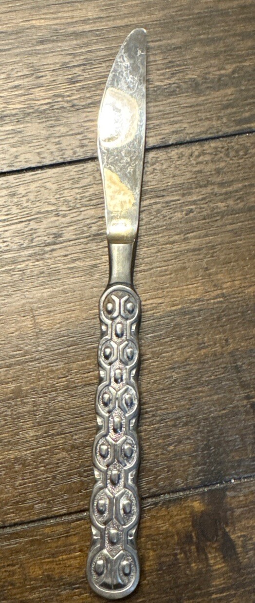 Stanley Roberts LANCELOT Stainless Crown Black Accent Silverware Knife Flatware