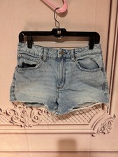GARAGE DENIM SHORTS Woman  s SIZE 7 LIGHT BLUE Wash DISTRESSED Classic CUT OFFs