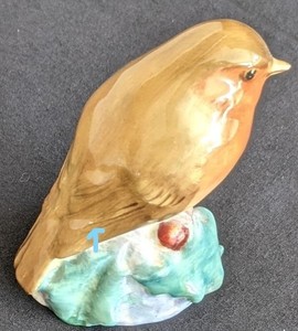 Vintage ROYAL WORCESTER ROBIN #3197 bird figurine ENGLAND Great CONDITION