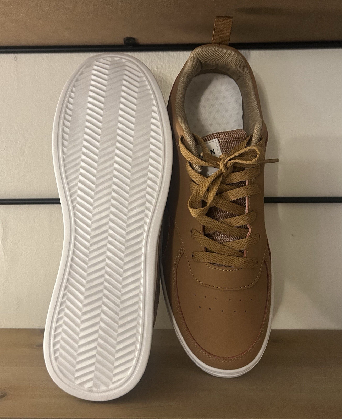 Tan (white Sole) Fashion Sport Van Style Shoes US Size 10 1/2 EU Size 44 thumbnail 3