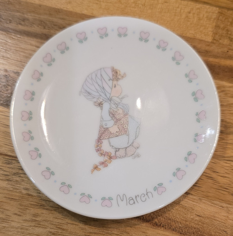 Precious Moments March Decorative Plate 1985 Samuel J. Butcher Ceramic Glossy