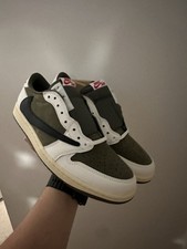 US 10.5 -Travis Scott x Air Jordan 1 Retro OG...