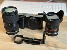 Sony A6000 mit 2 Objektiven: Tamron 18-200 und Samyang 12mm f2