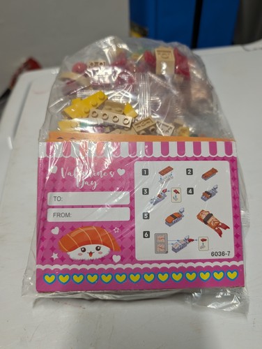 Valentines Day Cards with Fast Food Building Blocks, Valentines Food (Shushi) 🍣