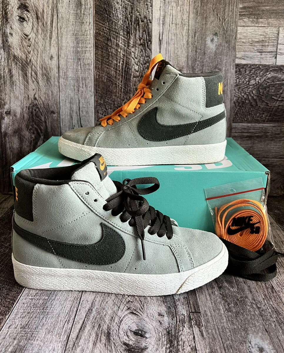 Nike SB Zoom Blazer Mid Shoes