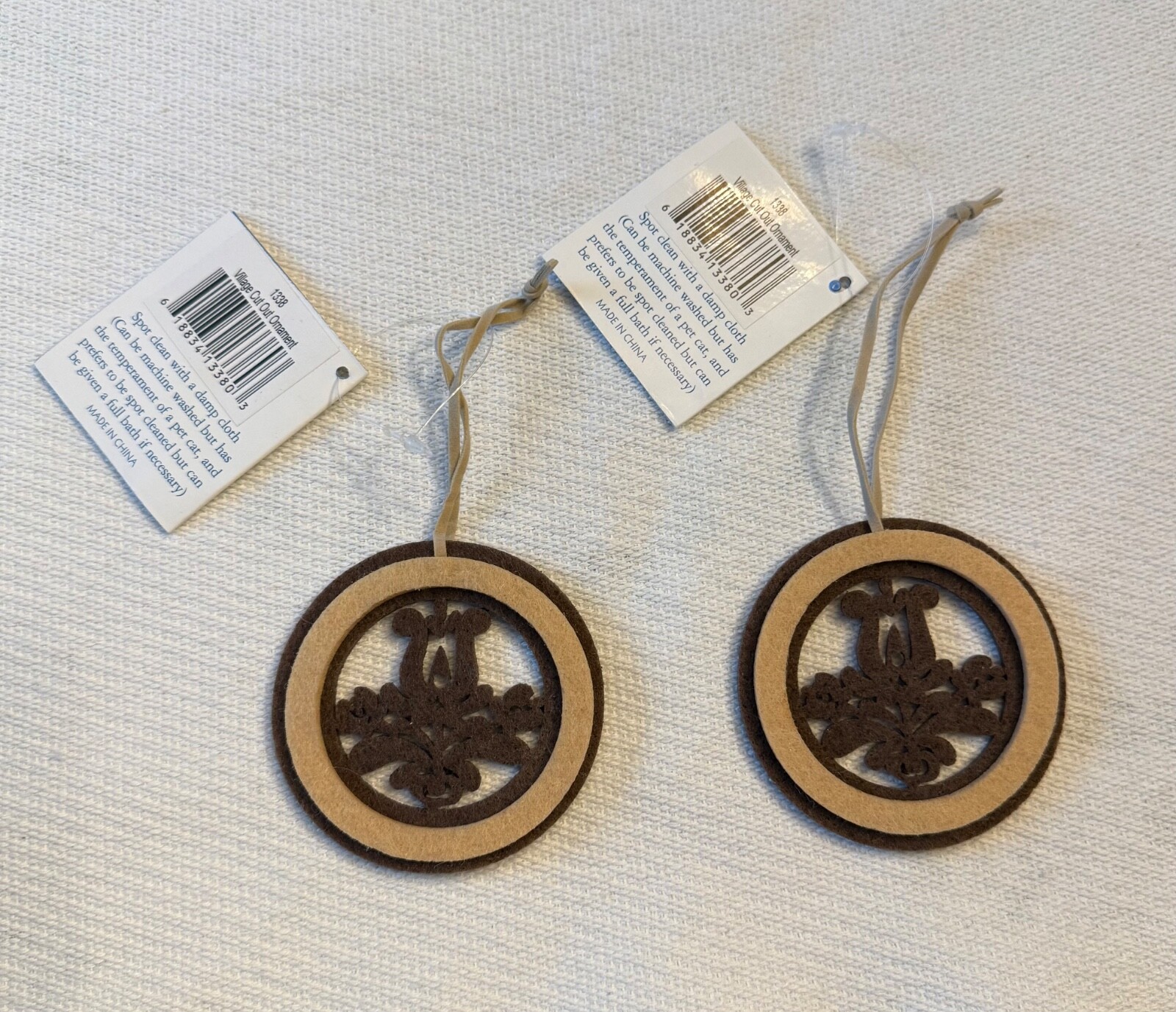 Vintage Pfaltzgraff Village felt ornaments set of 2 collectible