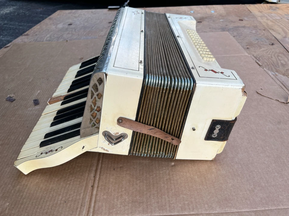 M HOHNER Piano Accordion - Image 4 of 4