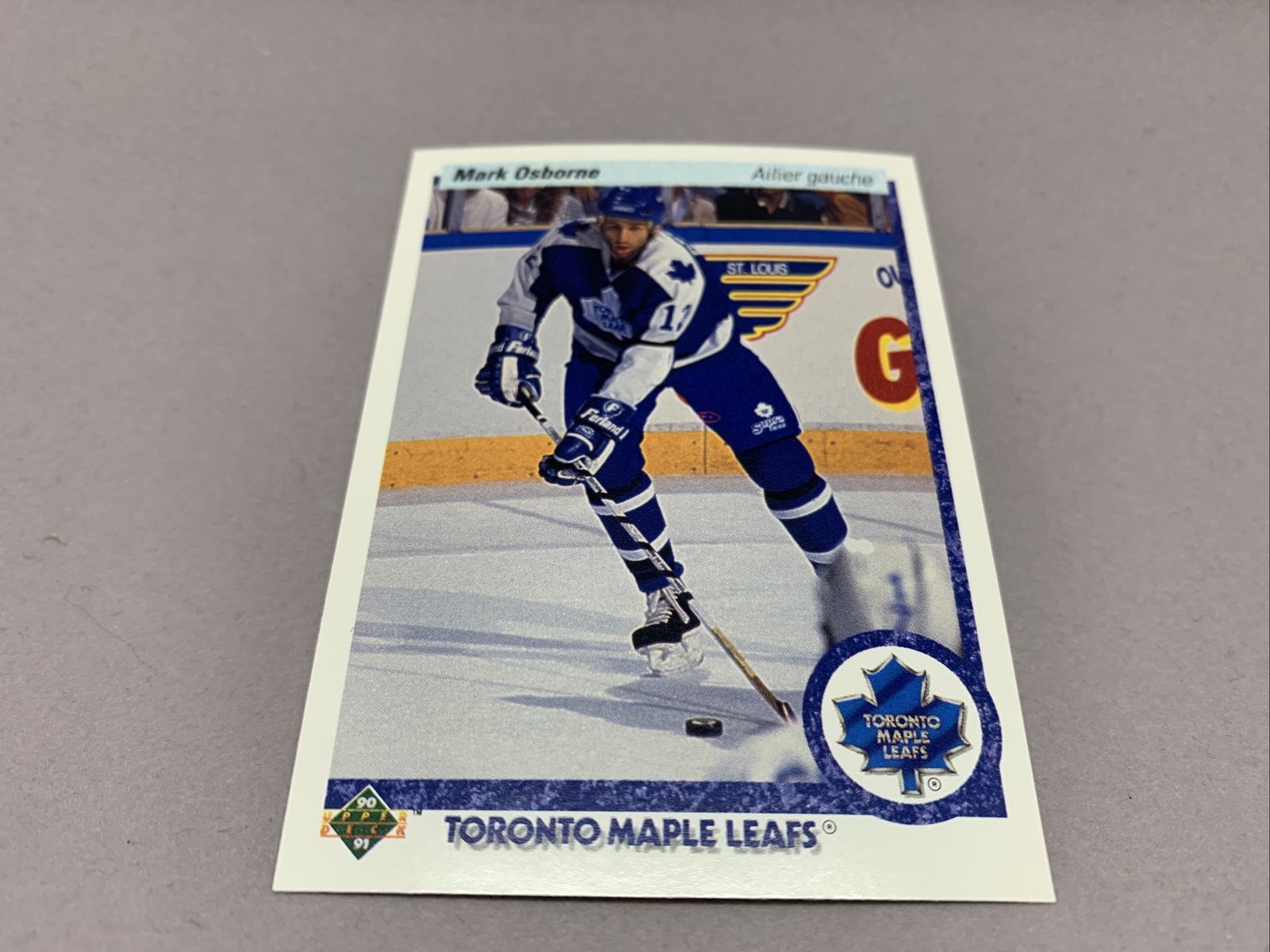 1990-91 Upper Deck French Hockey Card #5 Mark Osborne Toronto Maple Leafs