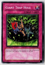 Giant Trap Hole CSOC-EN080 Crossroads of Chaos Common Unlimited