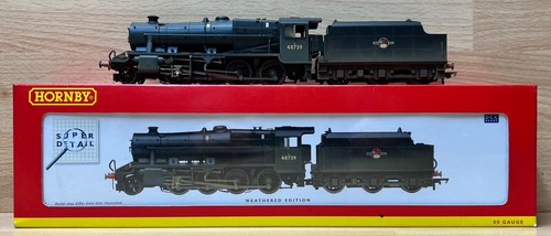 HORNBY 'OO GAUGE' R2463 BR NEGRO 2-8-0 CLASE 8F '48739' VAPOR LOCO - DESGASTADO | Condition: Used