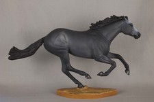 Traditional Breyer Horse Great White Thorough...