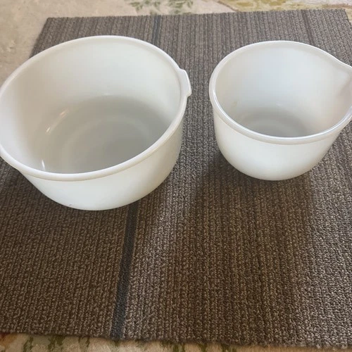 Vintage Sunbeam Mixmaster 2 Bowl Set Lg 19CJ Sm 20CJ Glasbake White Milk Glass