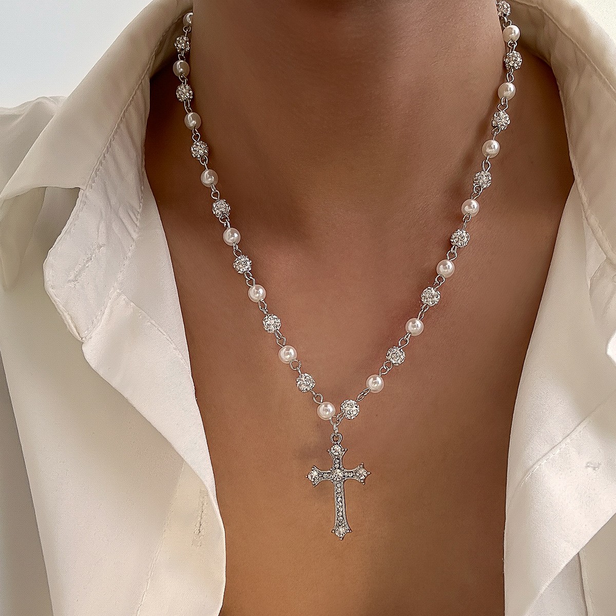 Collana con ciondolo croce strass perle argento girocollo perline gioielli per uomo