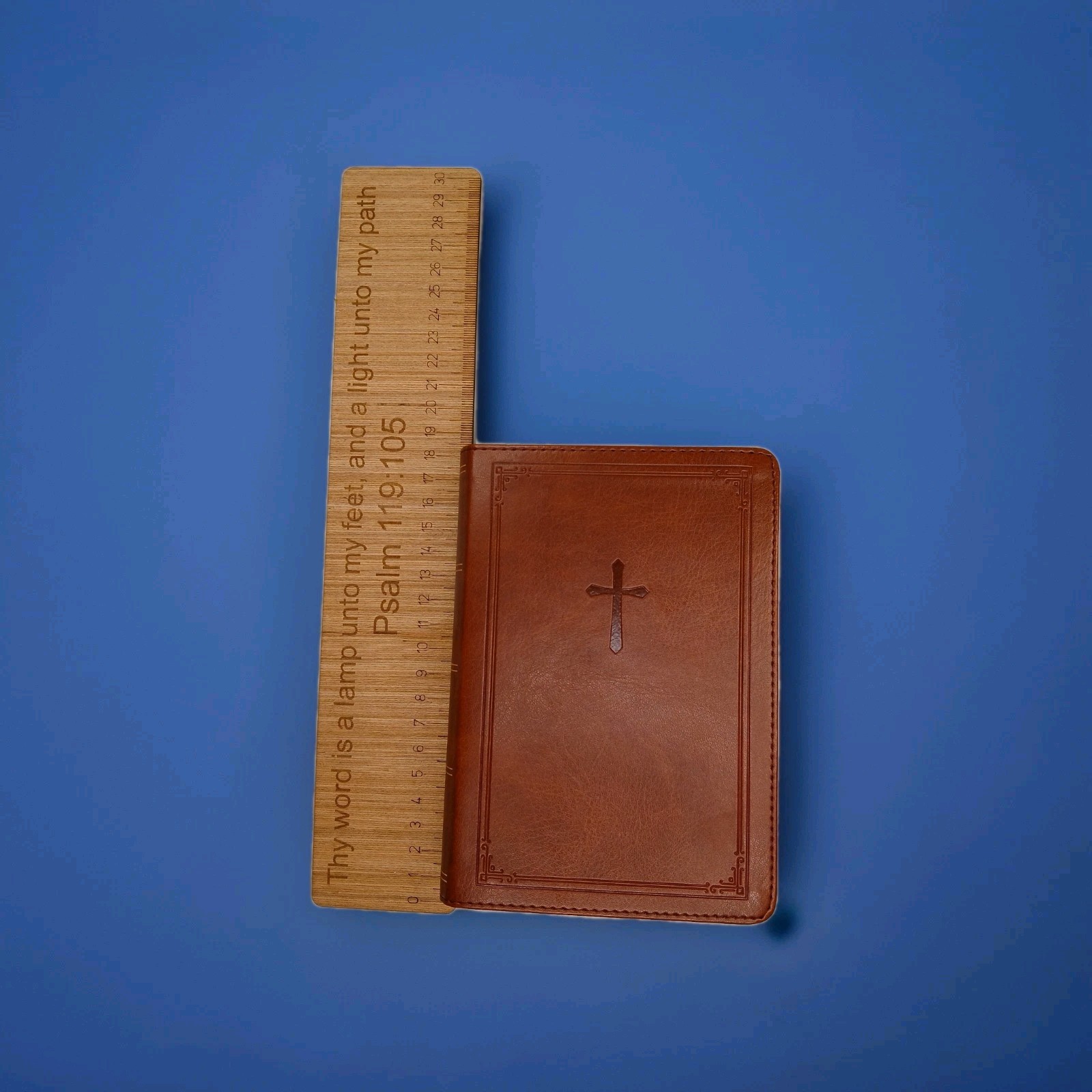 NKJV, End-of-Verse Reference Bible, Compact, Leathersoft, Brown, Red Letter, Co - Image 5