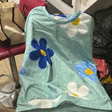 Women s Blue Floral Graphic Print Crewneck Pullover Sweatshirt Fleece Size L