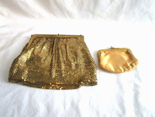 VINTAGE WHITING DAVIS GOLDTONE MESH BAG WITH COIN PURSE Needs Repairing