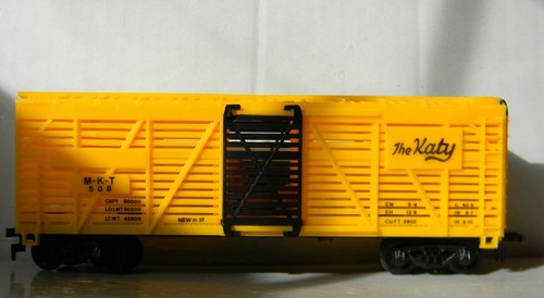 Model Power Stock Car ~ Missouri Kansas & Texas ~ Rd# MKT 508 With 3 Pigs - HO - Picture 7 of 10