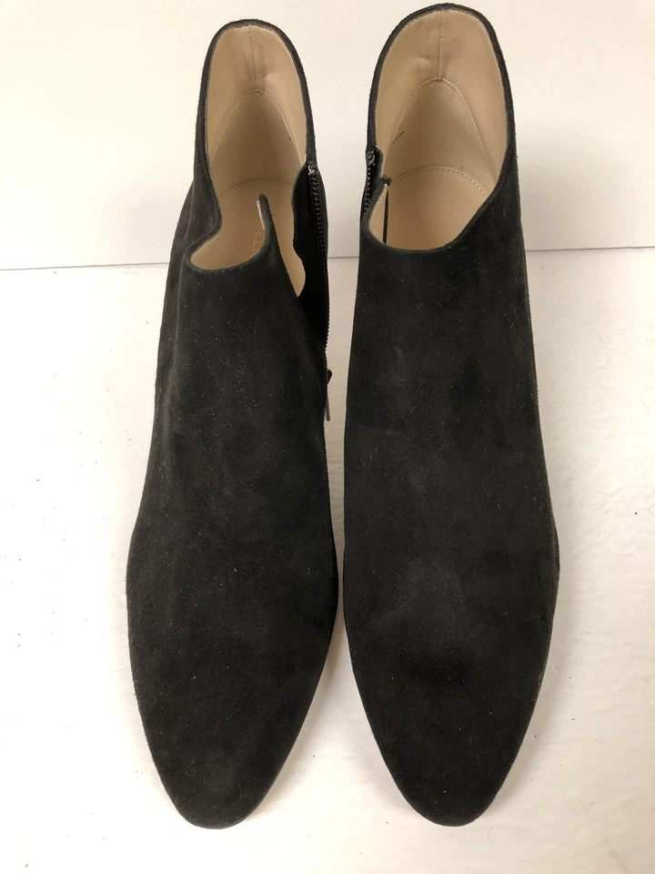 Botín al tobillo Pelle Moda para mujer Yelm gamuza negra, talla 10 M Foto 2 de 3