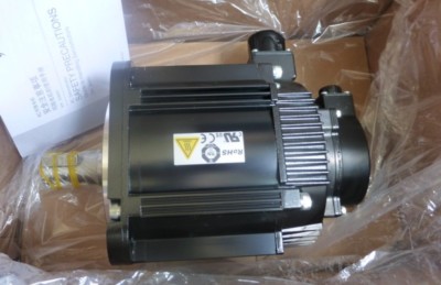 Yaskawa SGMGV-30DDA61 Servo Motor 1PC New SGMGV30DDA61 Expedited Shipping