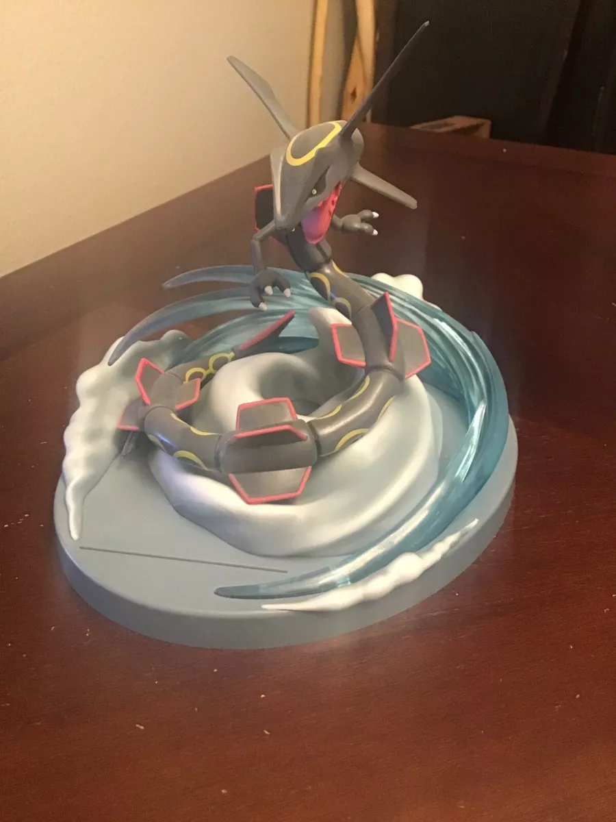Shiny Rayquaza Figure - Hidden Fates Ultra Premium Collection Box