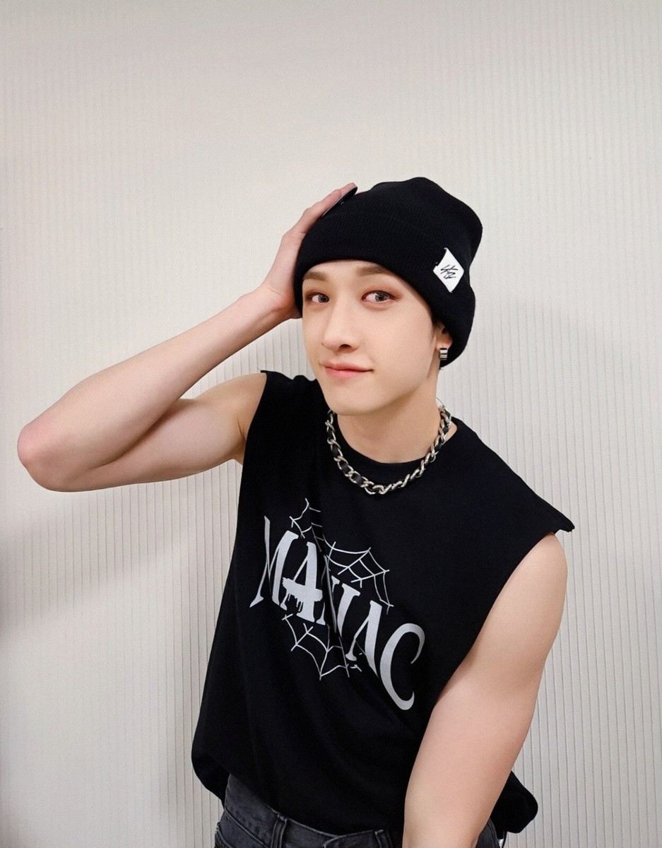 Stray Kids [KNIT CAP Produced By Bang Chan] MANIAC ENCORE in JAPAN