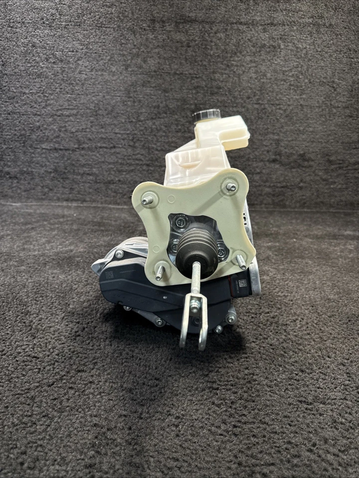 Bomba de cilindro de refuerzo de freno antibloqueo ABS Ford F150 2021-2023 OEM ML34-2D335-CF Foto 4 de 4