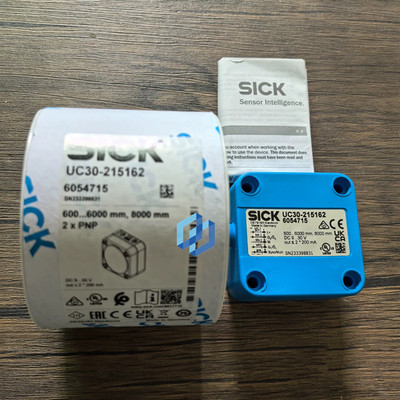 SICK UC30-215162 Ultrasonic Sensor Brand NEW Fast transportation