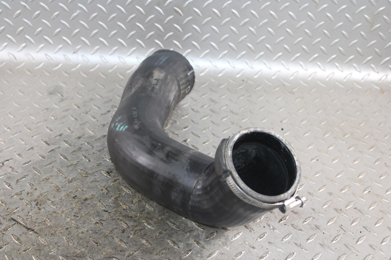 13-18 Flying Spur 6.0L Motor Engine Right RH Upper Charge Pipe Hose Unit OEM WTY